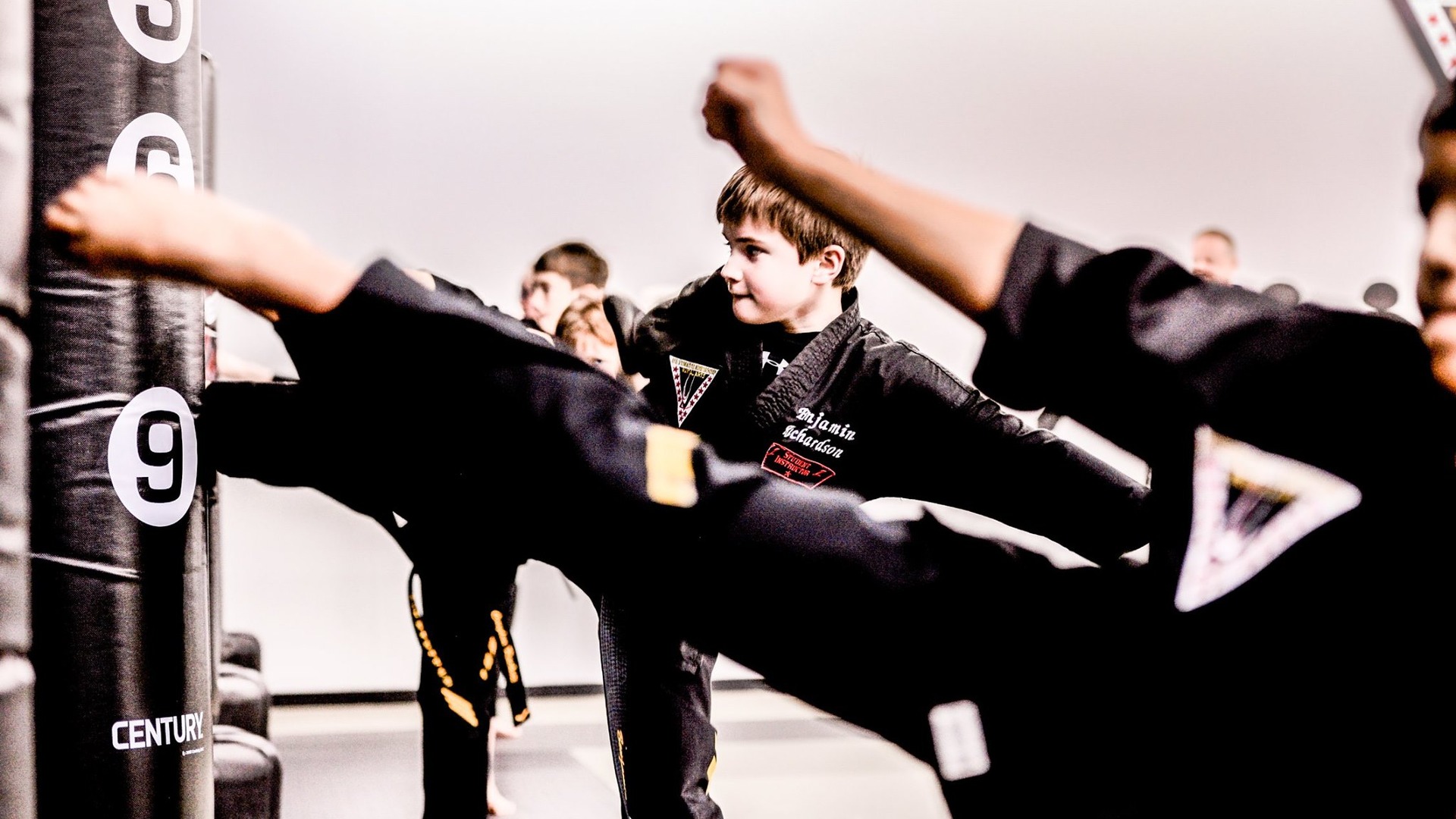 ULMA martial arts kicking practice